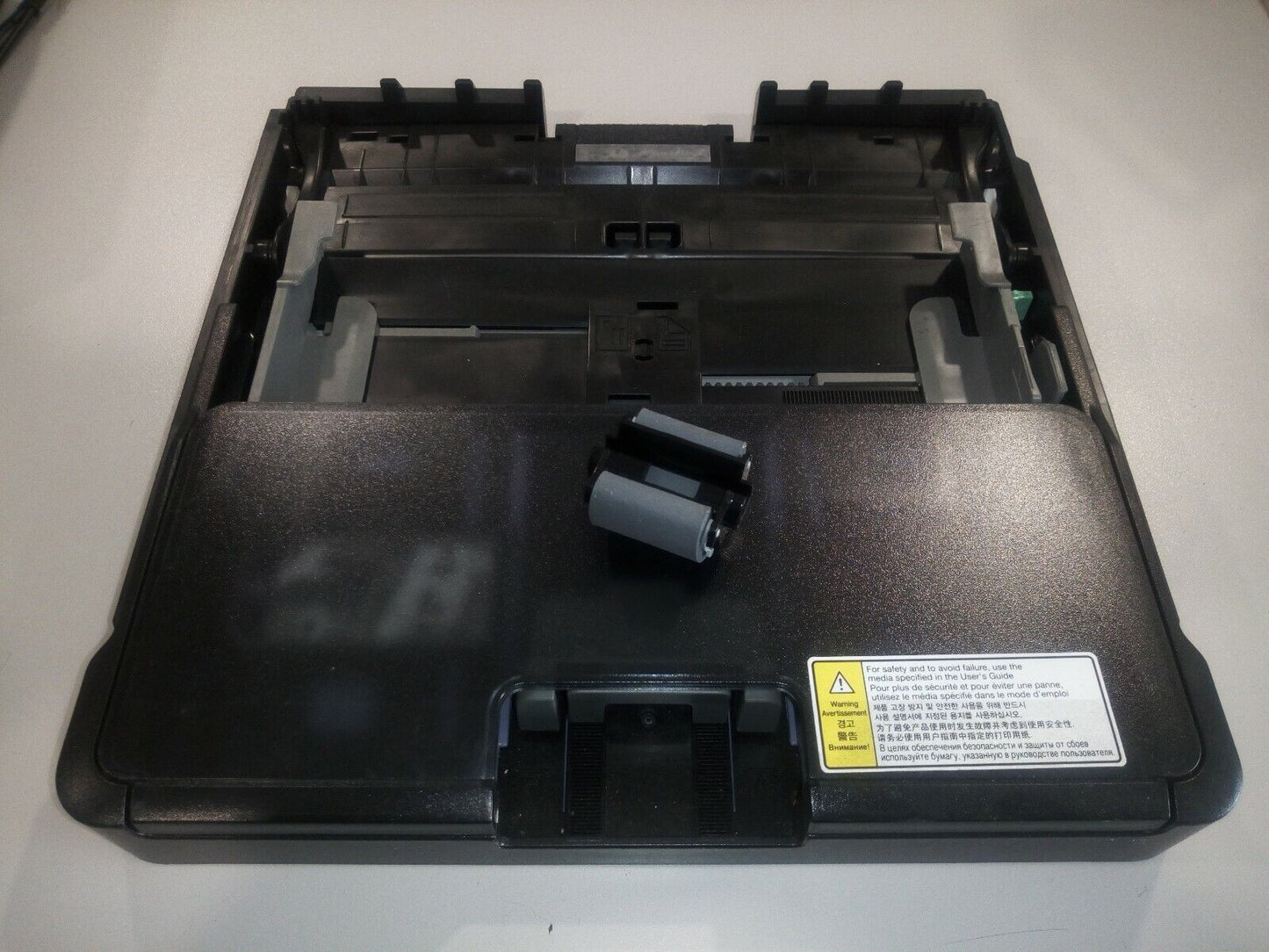 jc61-02327a cassetto carta nero + gommino pick-up x samsung clp 320 clx-3185